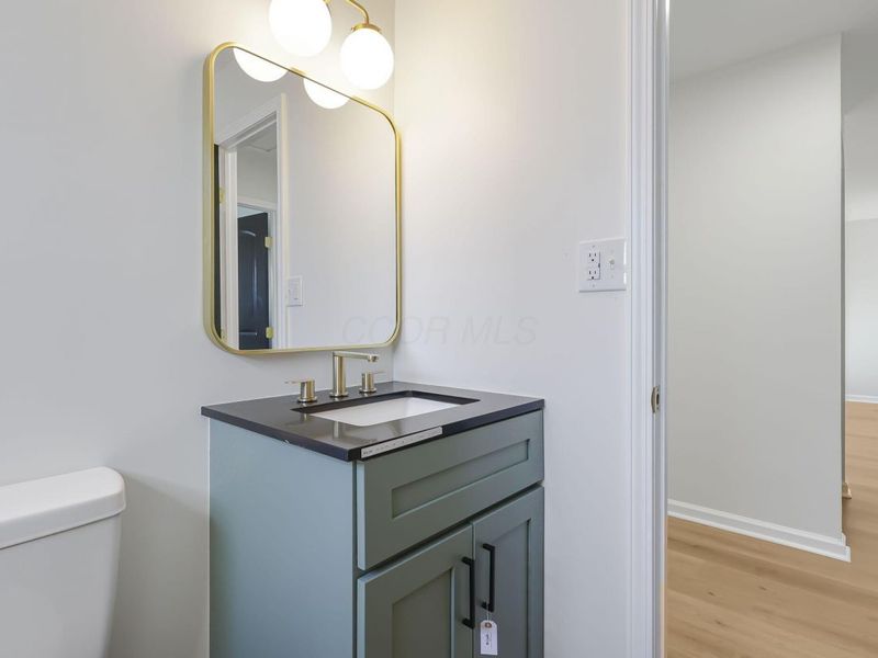 3032 Baker Hill Road, Columbus, OH 43207 Photo 23