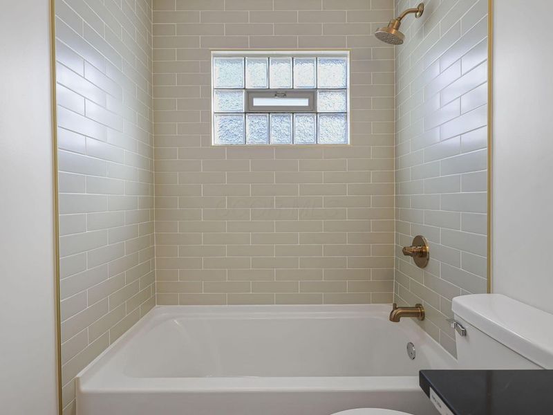 3032 Baker Hill Road, Columbus, OH 43207 Photo 24