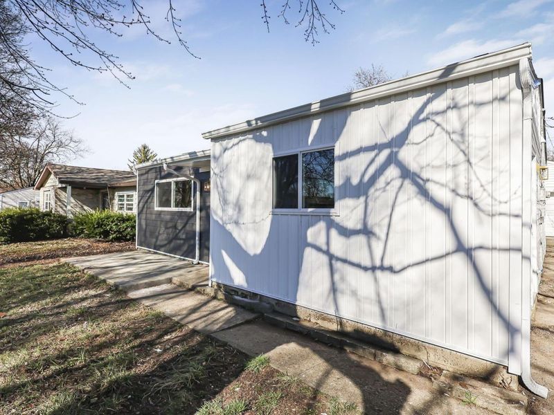 3032 Baker Hill Road, Columbus, OH 43207 Photo 3