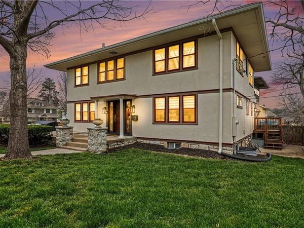 6251 Wornall Road, Kansas City, MO 64113