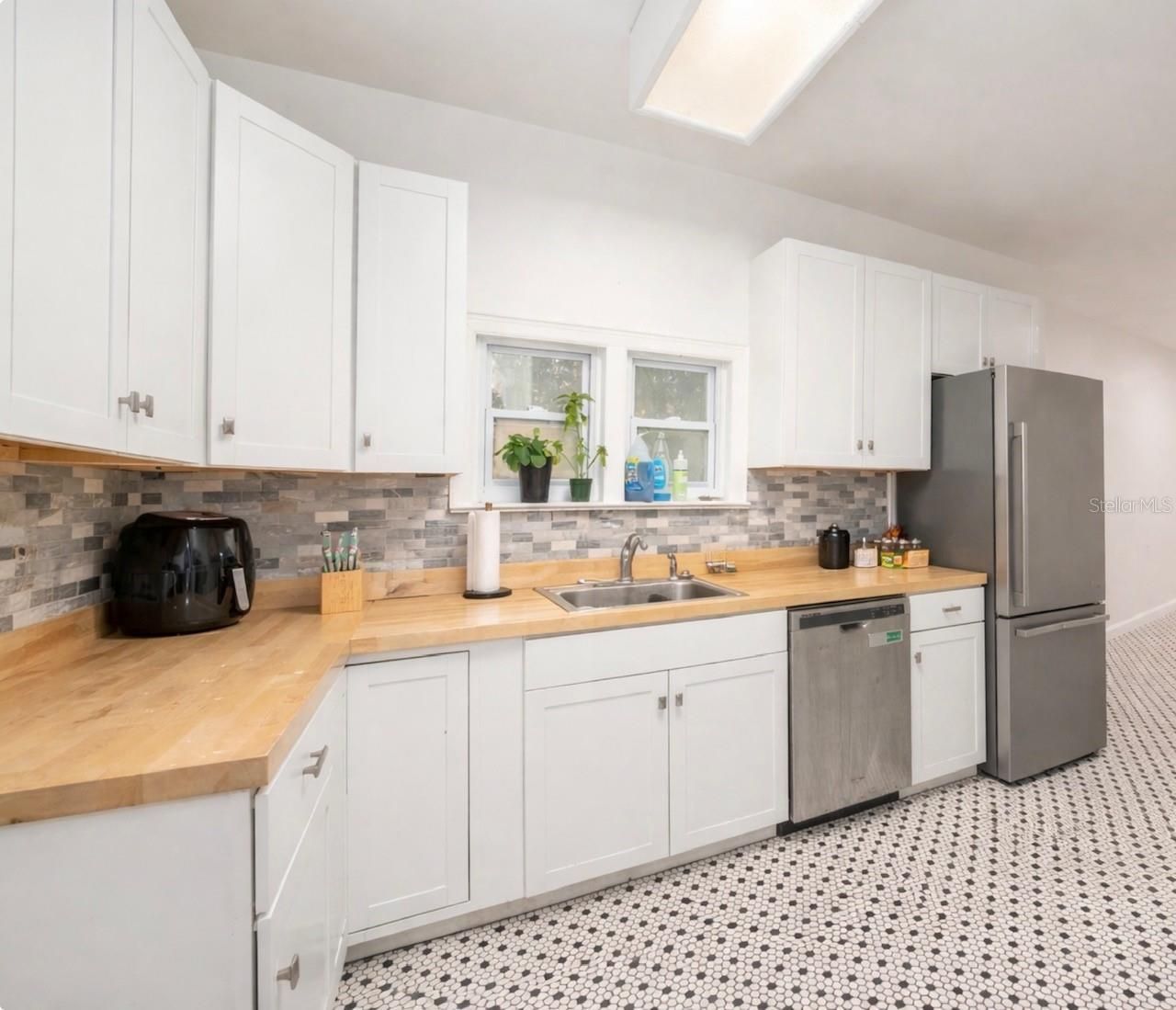 949 SW 13th Street, Gainesville, FL 32601 Photo