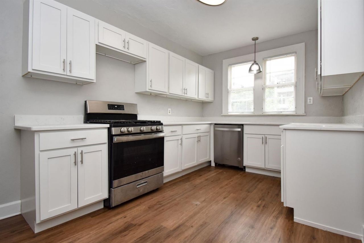 949 SW 13th Street, Gainesville, FL 32601 Photo