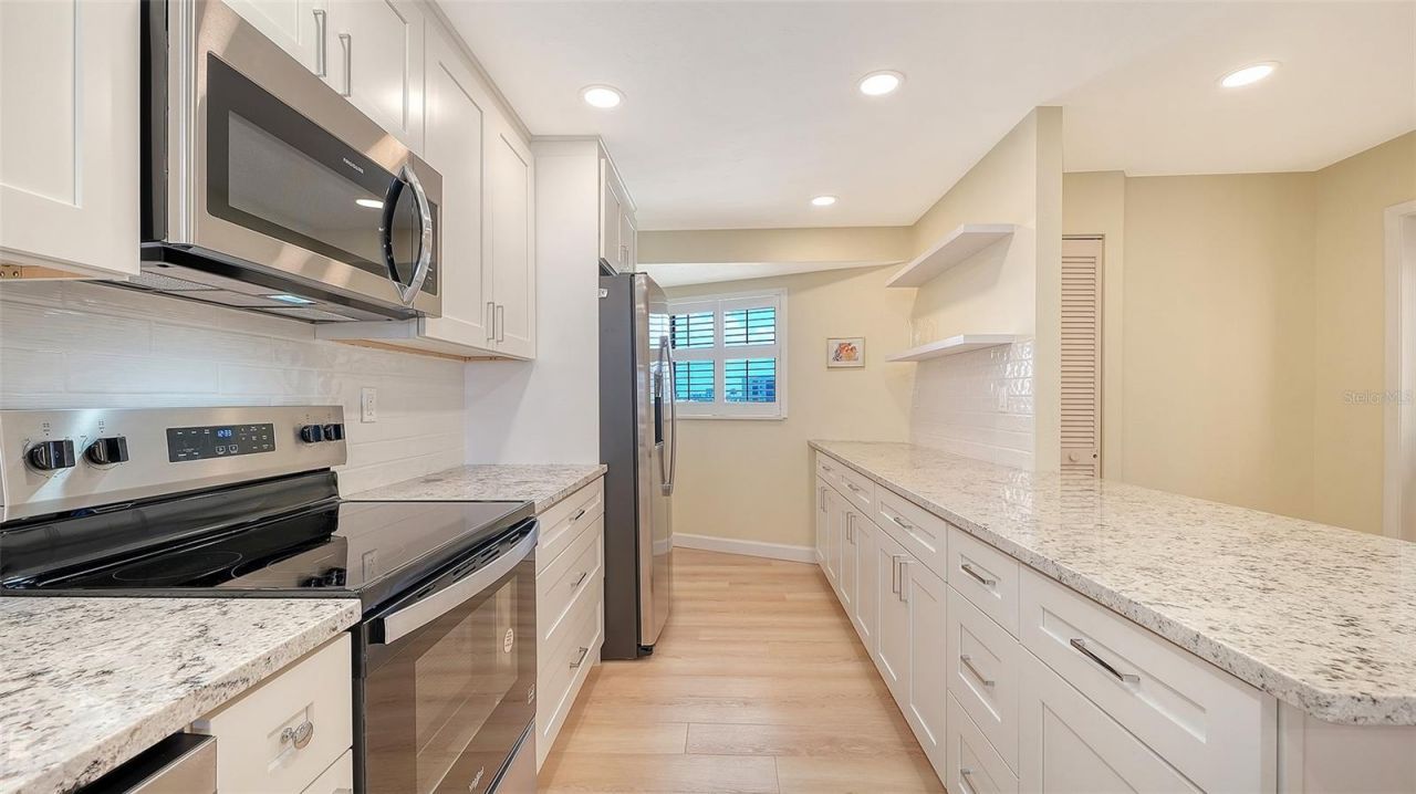 5790 Midnight Pass Road, Unit 506, Sarasota, FL 34242 Photo