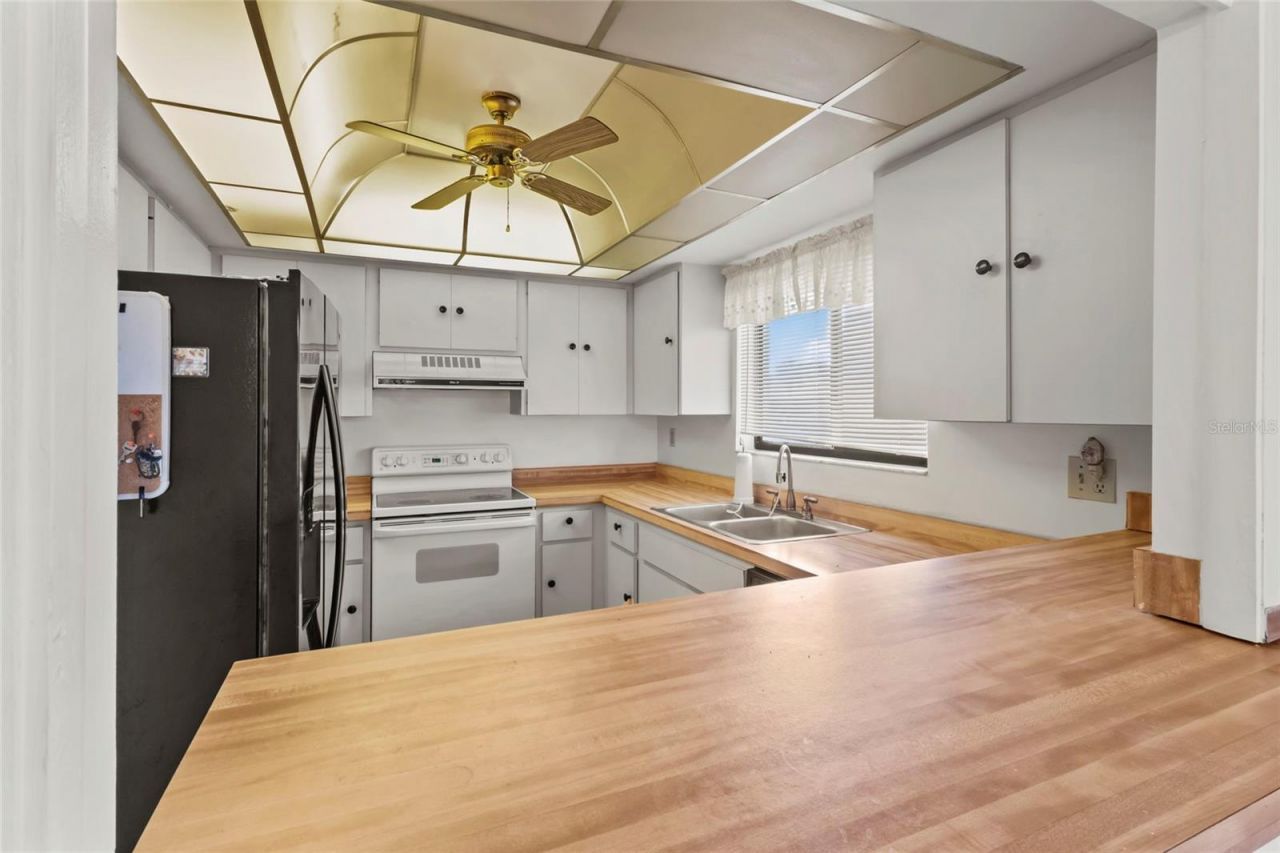 3500 El Conquistador Parkway , Unit 332, Bradenton, FL 34210 Photo