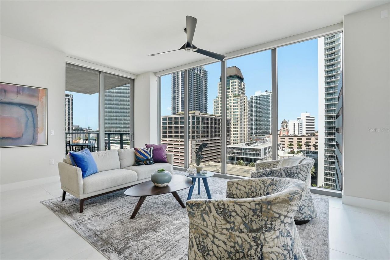 301 1st Street S, Unit 1104, Saint Petersburg, FL 33701 Photo