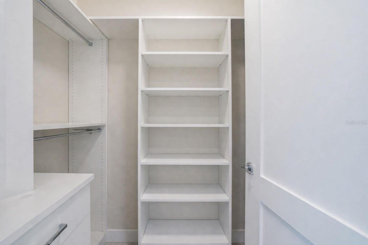 301 1st Street S, Unit 1104, Saint Petersburg, FL 33701 Photo