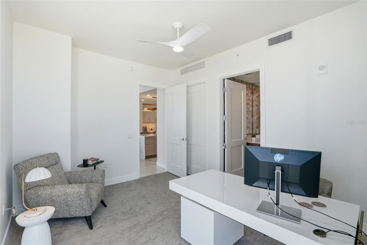 301 1st Street S, Unit 1104, Saint Petersburg, FL 33701 Photo