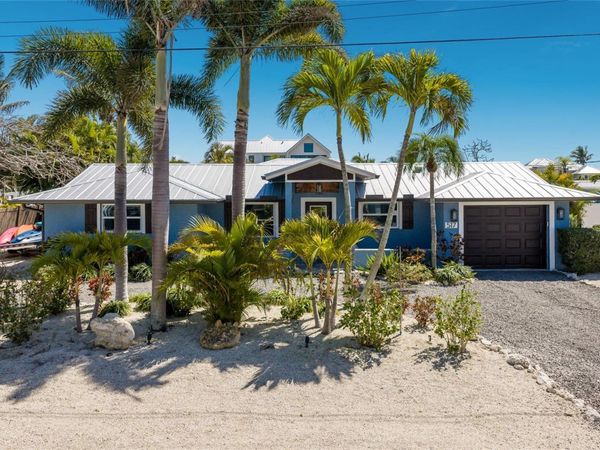 517 70TH STREET , HOLMES BEACH, FL 34217