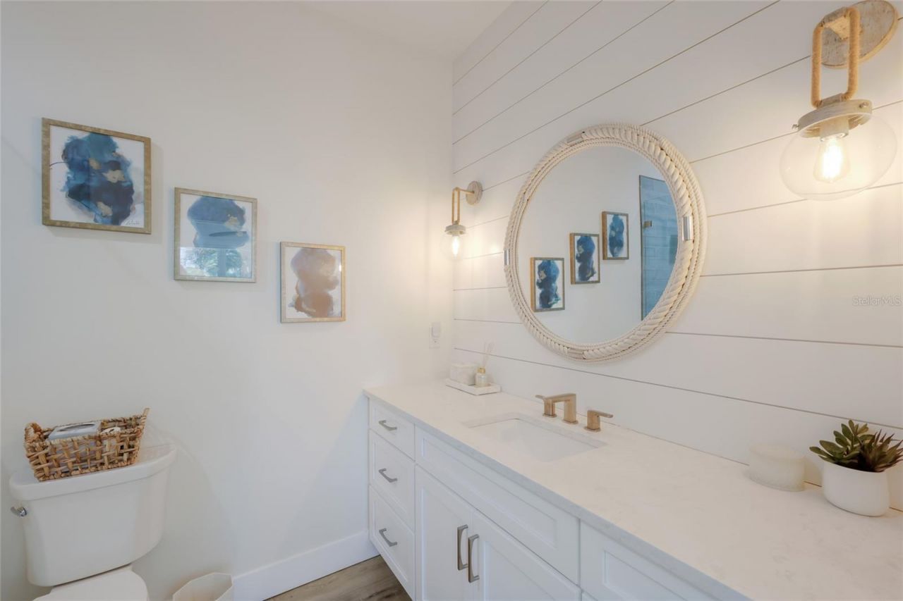 517 70th Street, Holmes Beach, FL 34217 Photo