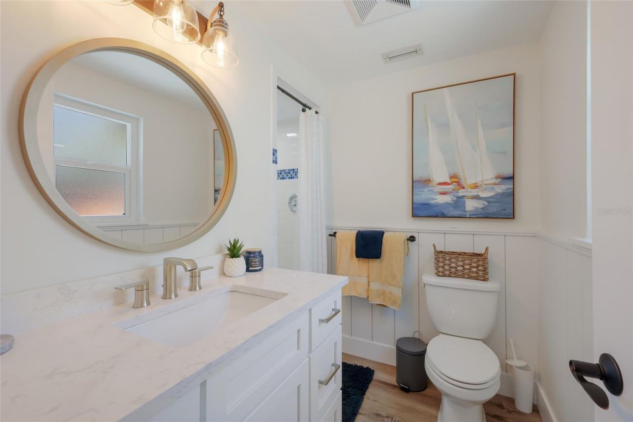 517 70th Street, Holmes Beach, FL 34217 Photo