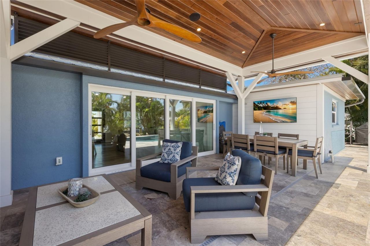 517 70th Street, Holmes Beach, FL 34217 Photo