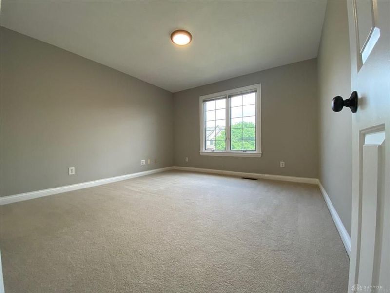 5665 Stone Lake Drive, Dayton, OH 45429 Photo 11