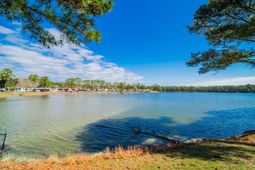 1701 Crystal Lake Dr. photo 4