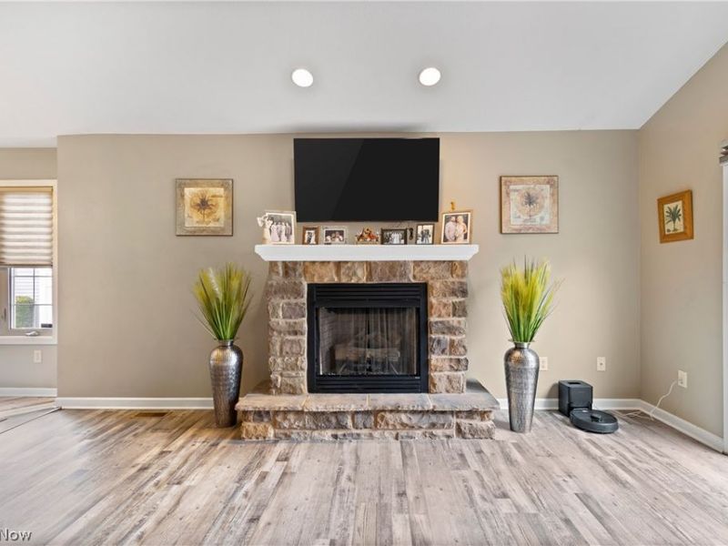 2813 N Bender Avenue, Akron, OH 44319 Photo 12