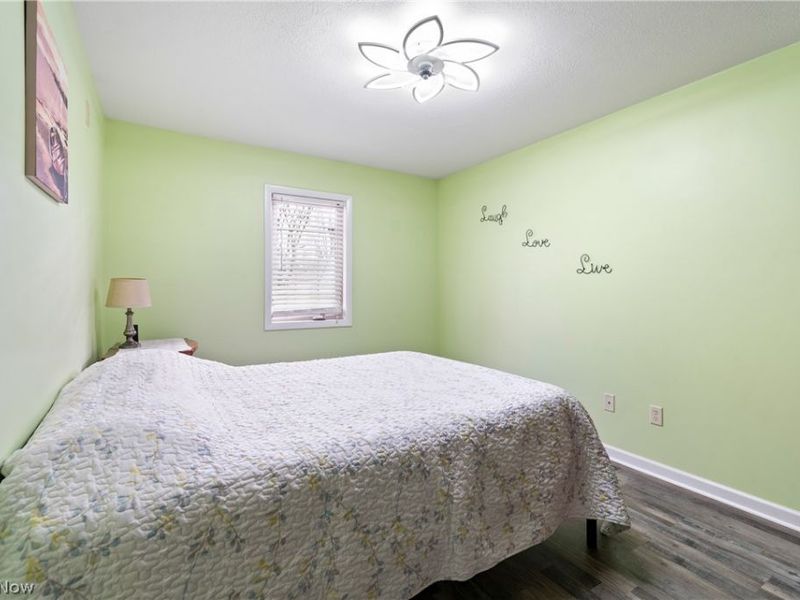 2813 N Bender Avenue, Akron, OH 44319 Photo 24