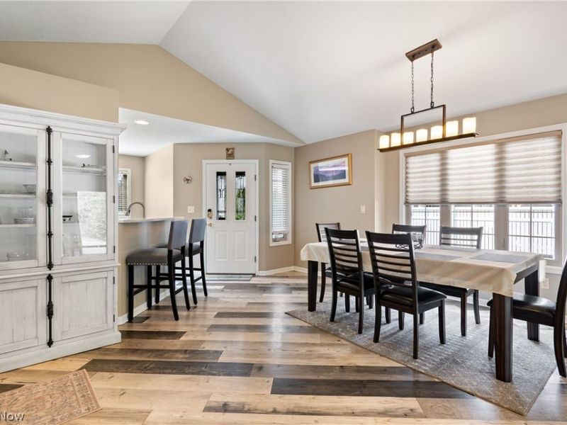 2813 N Bender Avenue, Akron, OH 44319 Photo 3