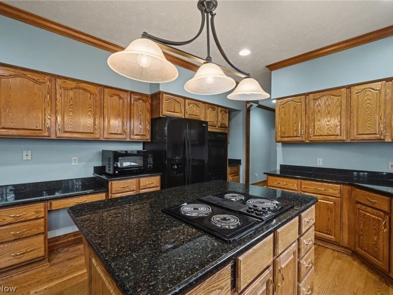 7525 Berks Way, Hudson, OH 44236 Photo 8