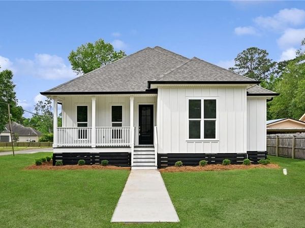 1804 DESTIN Street, Mandeville, LA 70448