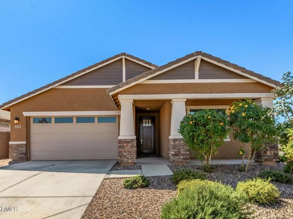 2209 E MEADOWVIEW Court, Gilbert, AZ 85298