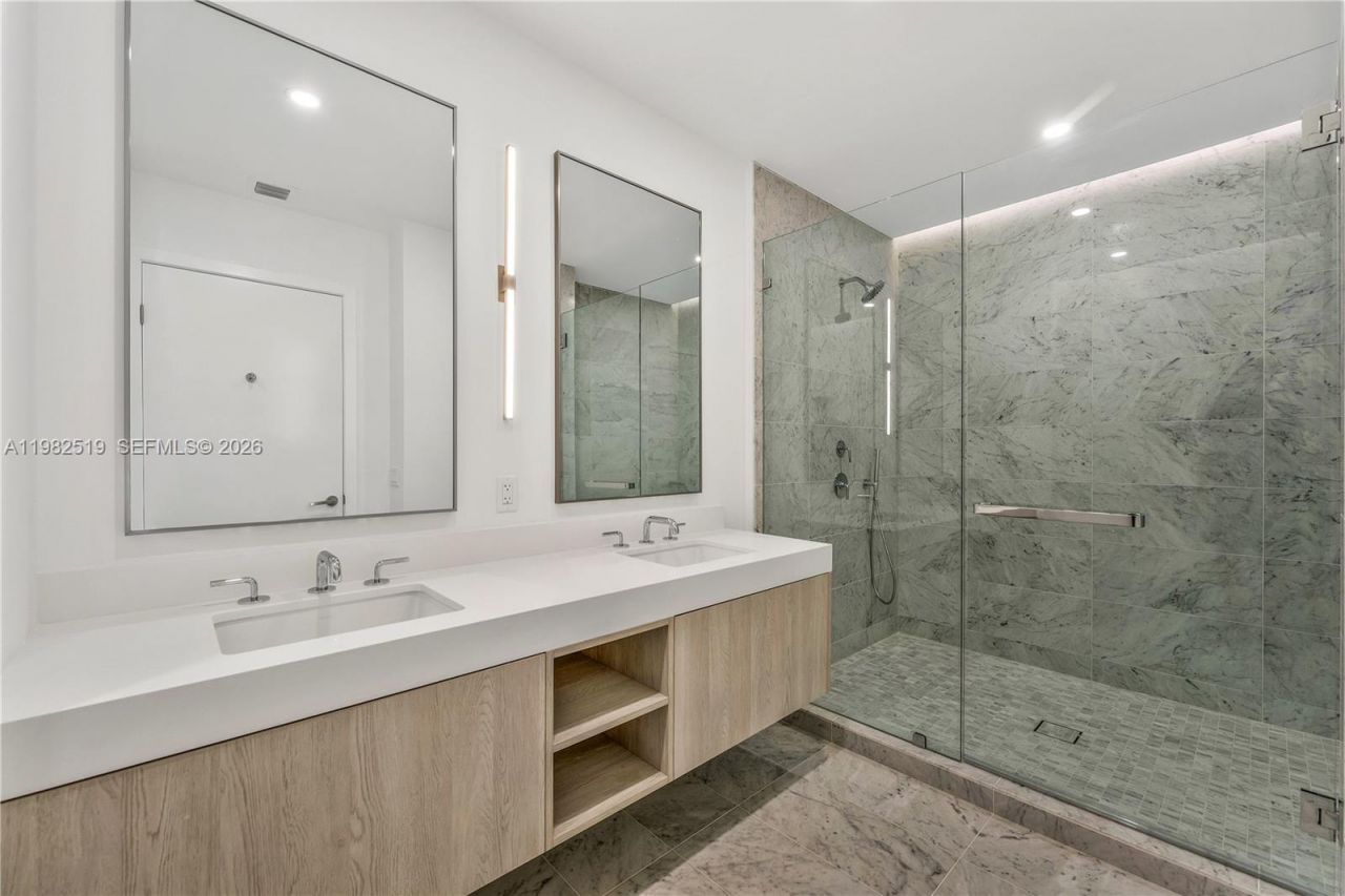 9201 E Bay Harbor Dr , Unit 804, Bay Harbor Islands, FL 33154 Photo