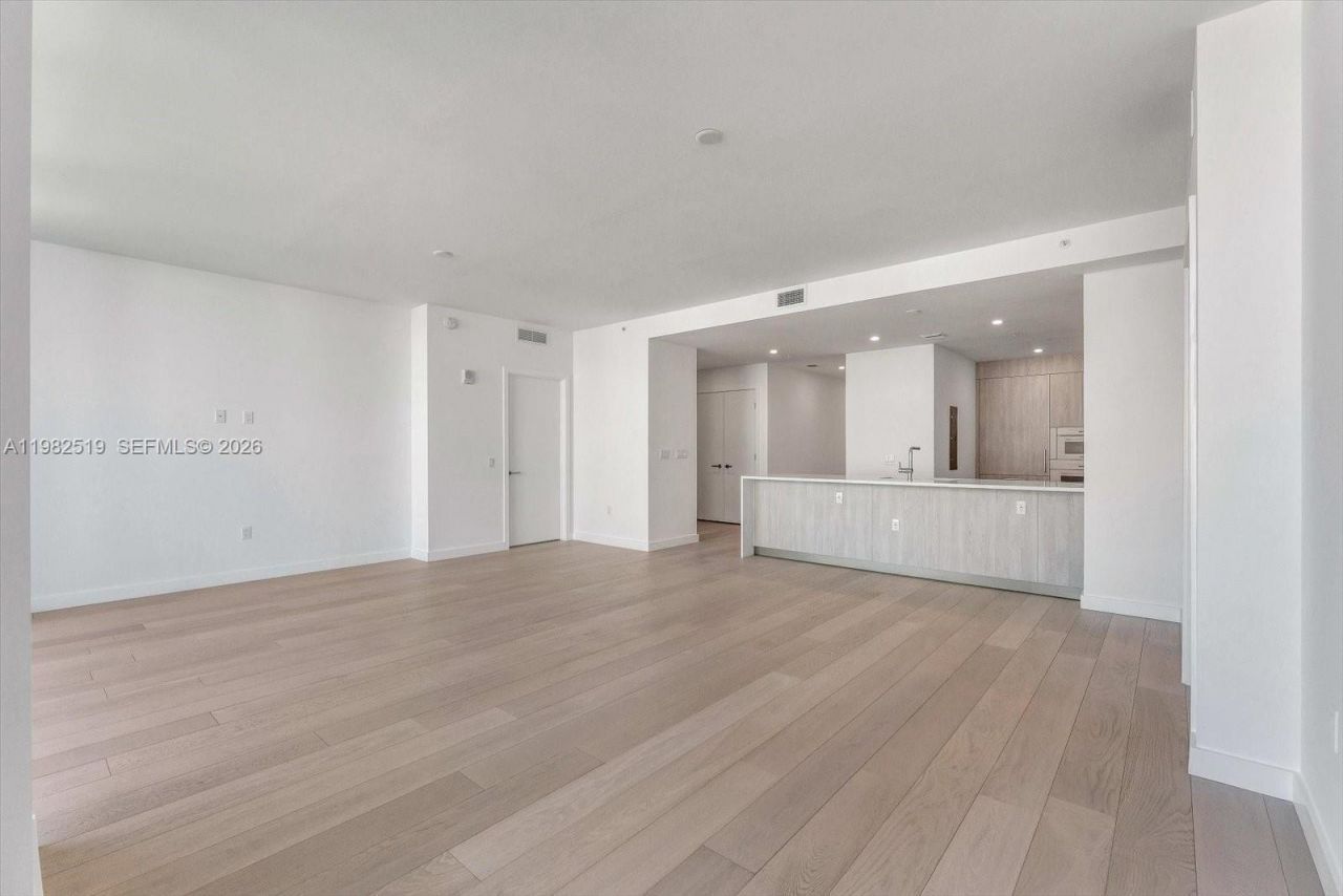 9201 E Bay Harbor Dr , Unit 804, Bay Harbor Islands, FL 33154 Photo