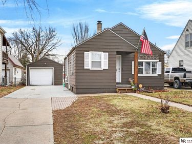 2405 Hancock Street , Bellevue, NE 68005