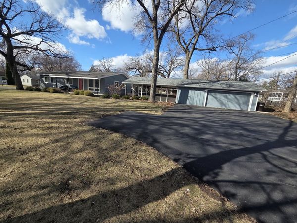 1246 Pinewood Drive , Crystal Lake, IL 60014