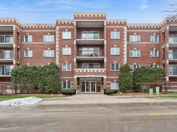 100 N Gary Avenue , Unit 408, Wheaton, IL 60187