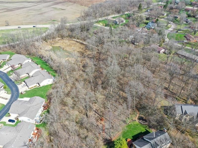 3385 Baronwood Boulevard, Dayton, OH 45440 Photo 8