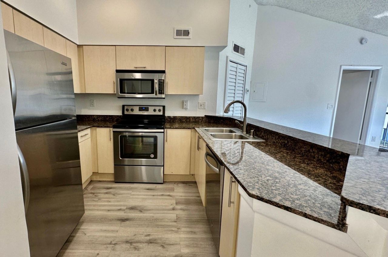 2550 SW 18th Terrace, Unit 1408, Fort Lauderdale, FL 33315 Photo