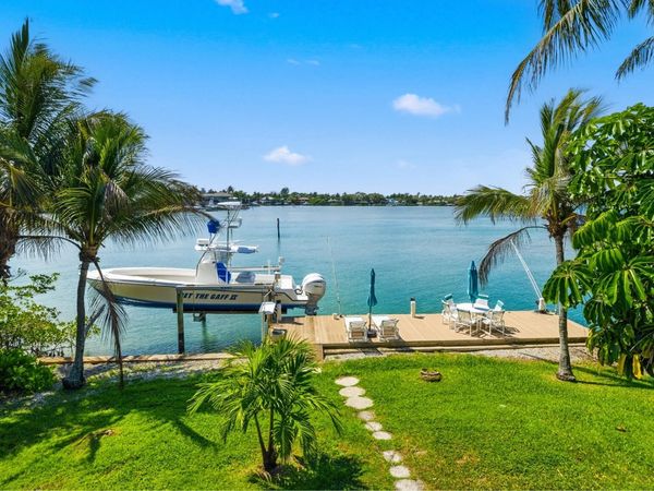 1305 Peninsular Road, Jupiter, FL 33469