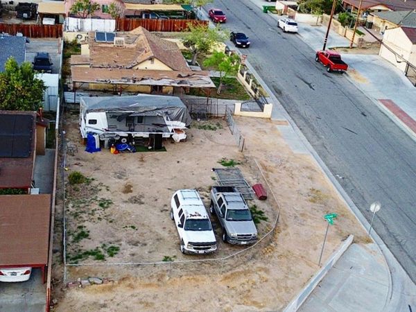 1430 Lincoln St., Bakersfield, CA 93305