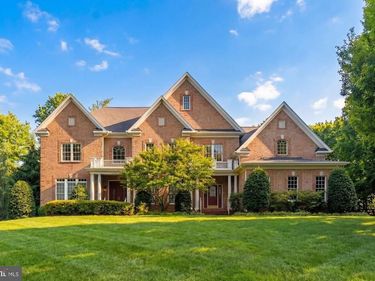 2584 VINTAGE CREST LANE, OAKTON, VA 22124