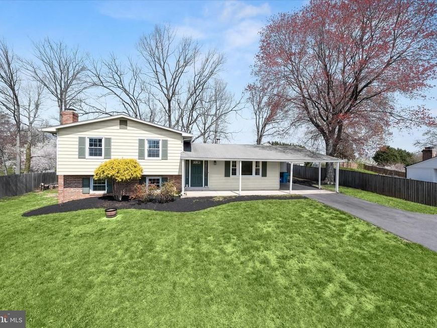 14821 Ridge Oak Drive, Boyds, MD 20841 Main Photo