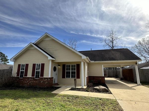 34 East Lamar Street, Blue Springs, MS 38828