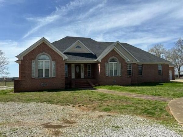 20 CR 7060, Booneville, MS 38829