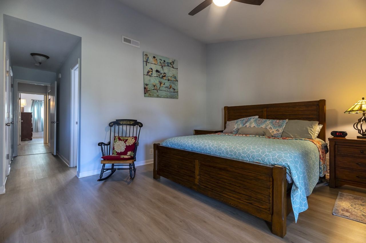 177 Club Circle Photo 12