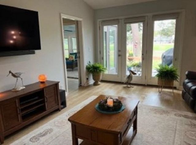 177 Club Circle Photo 16