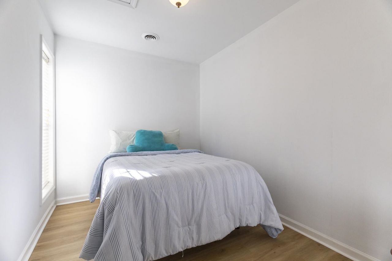 177 Club Circle Photo 21