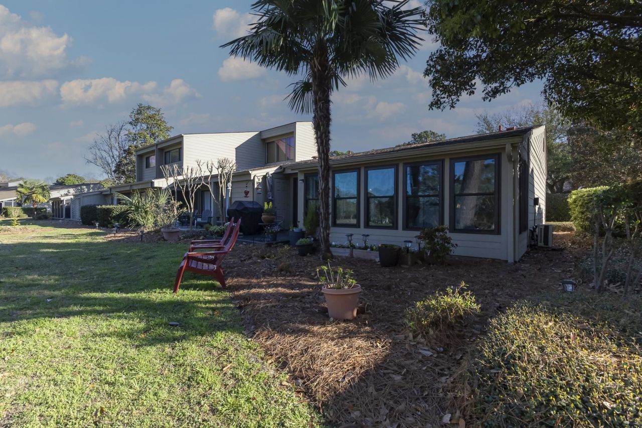 177 Club Circle Photo 9