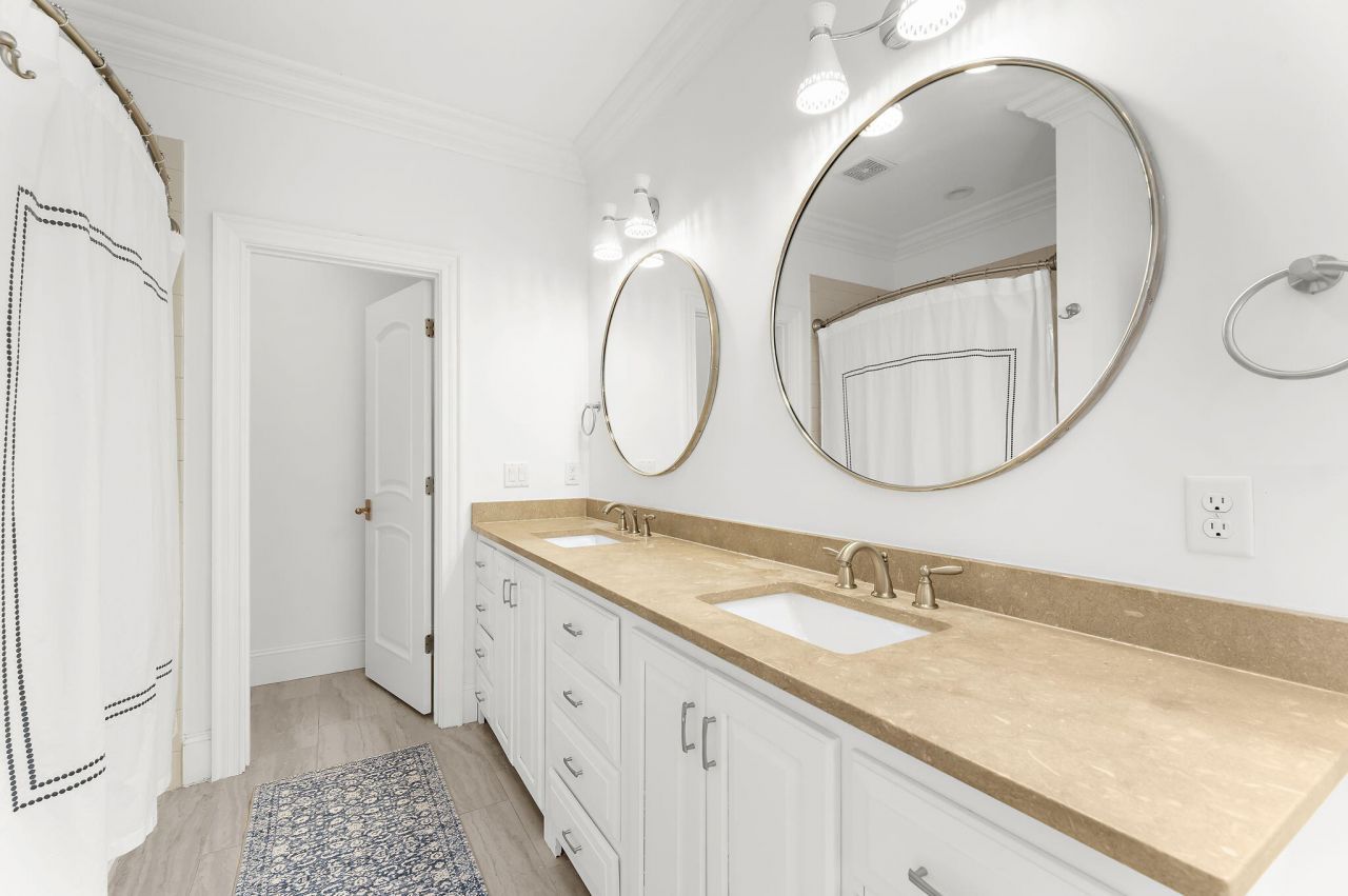 150 Royal Assembly Drive Photo 49