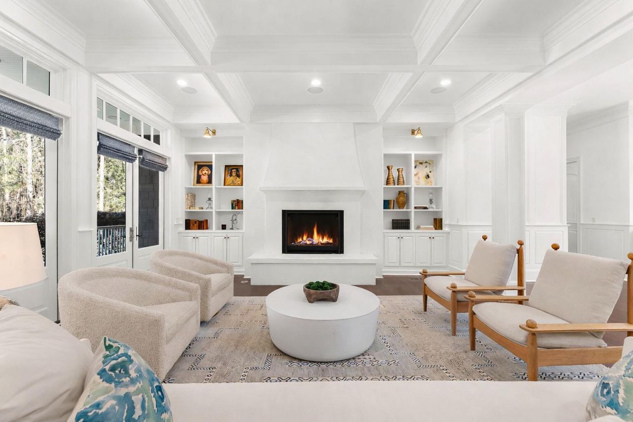 150 Royal Assembly Drive Photo 5