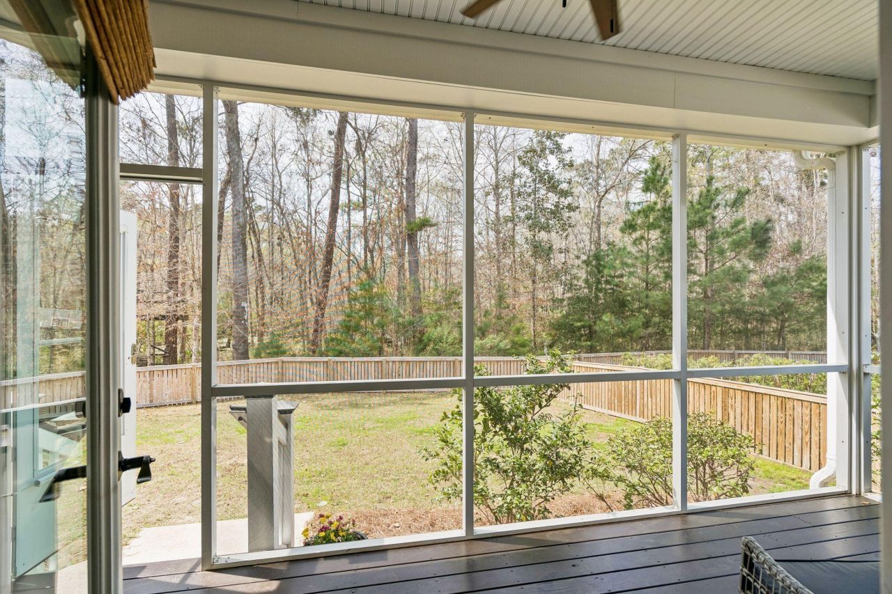 2695 Rutherford Way Photo 32