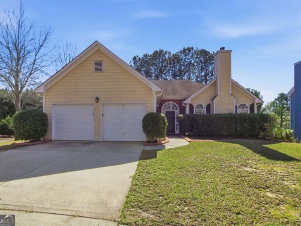 3765 Holiday Lane, Atlanta, GA 30349