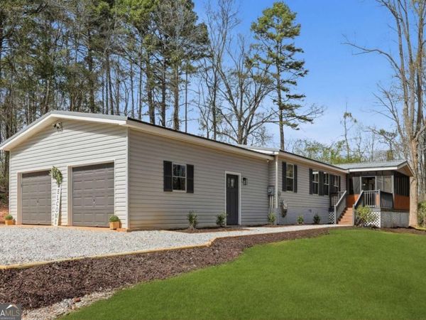 67 Forest Lake Circle Road, Pendergrass, GA 30567