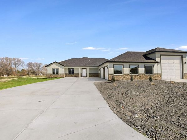 2514 Tulip Cir, Twin Falls, ID 83301