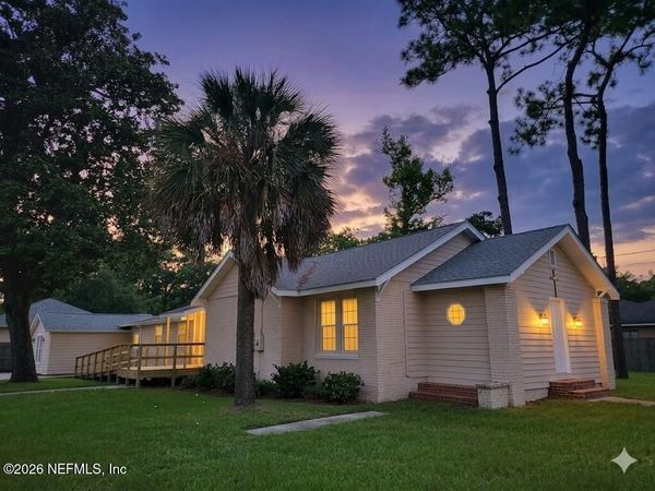 206 ARLINGTON Road N, Jacksonville, FL 32211