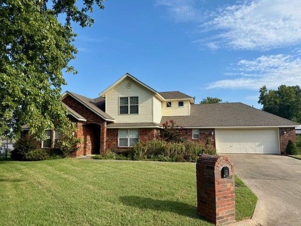 580 Beca Lane , Prairie Grove, AR 72753
