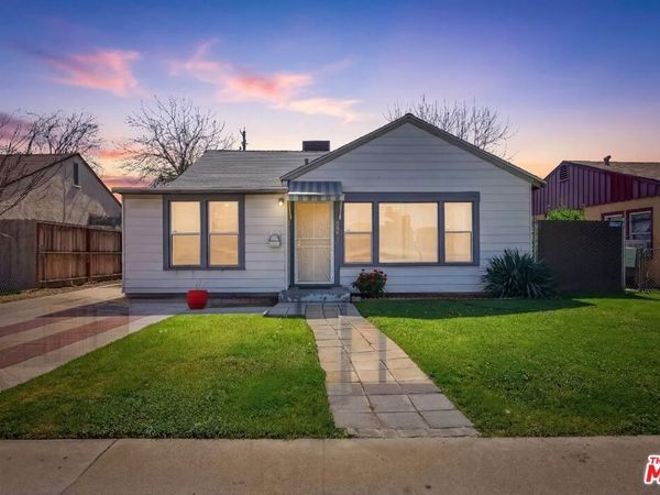 2901 California Avenue, Bakersfield, CA 93304