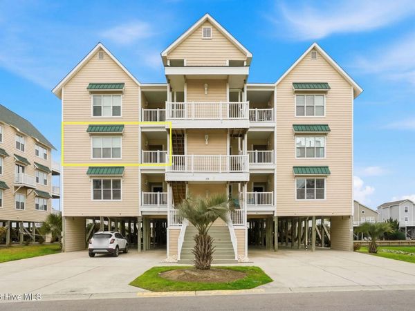 179 Via Old Sound Boulevard, Unit # D, Ocean Isle Beach, NC 28469